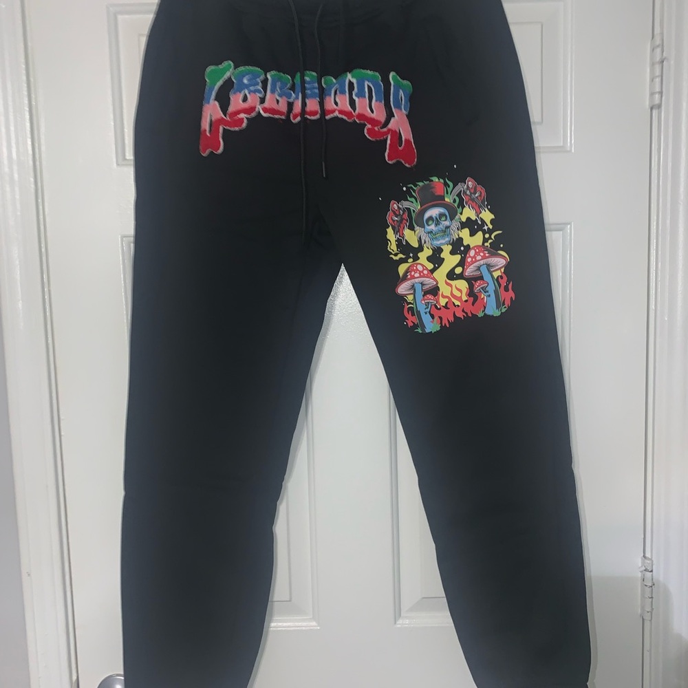Reason Brand Legends Sweatpants (Size Large ) NEW w/Tags